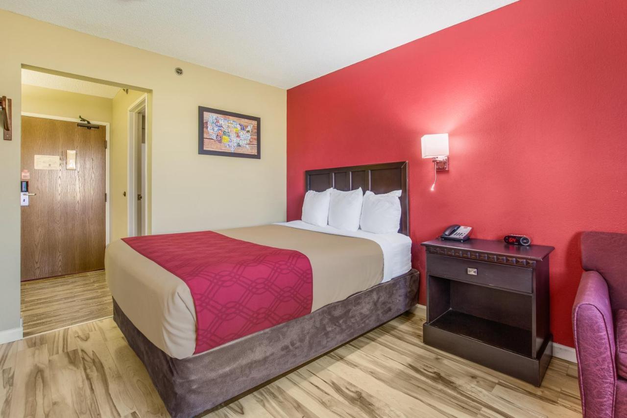 Hotel Econo 2*