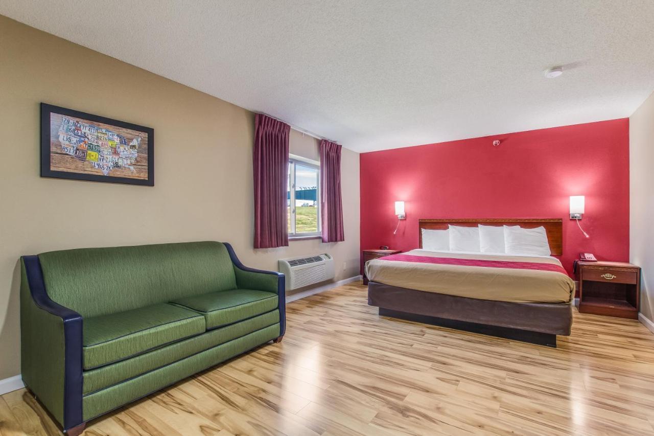 Econo Hotel