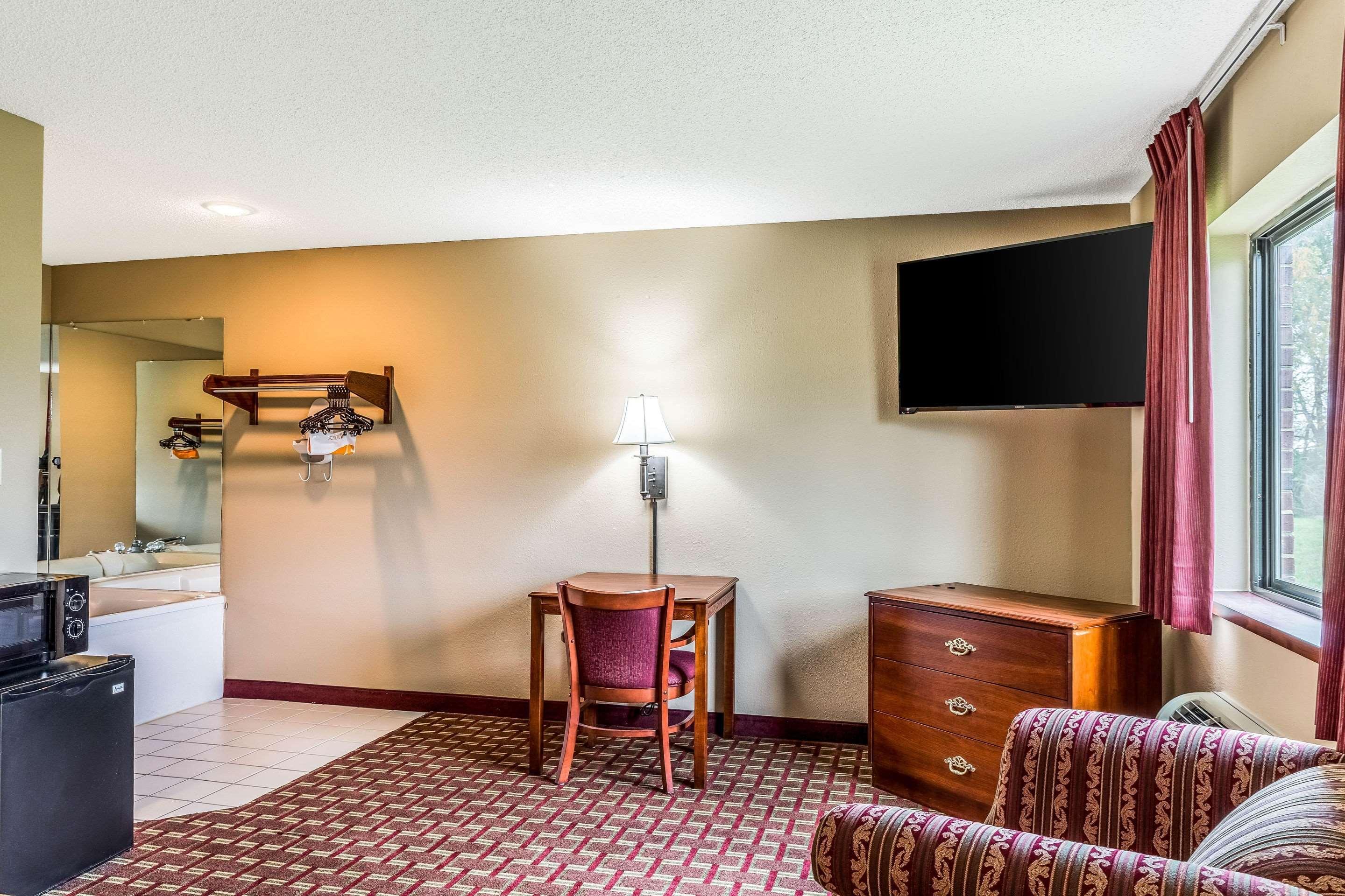Hotel Econo