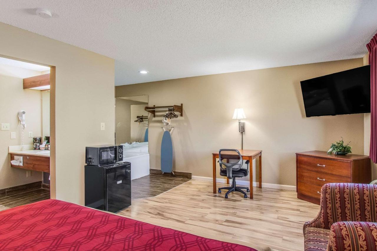 Hotel Econo