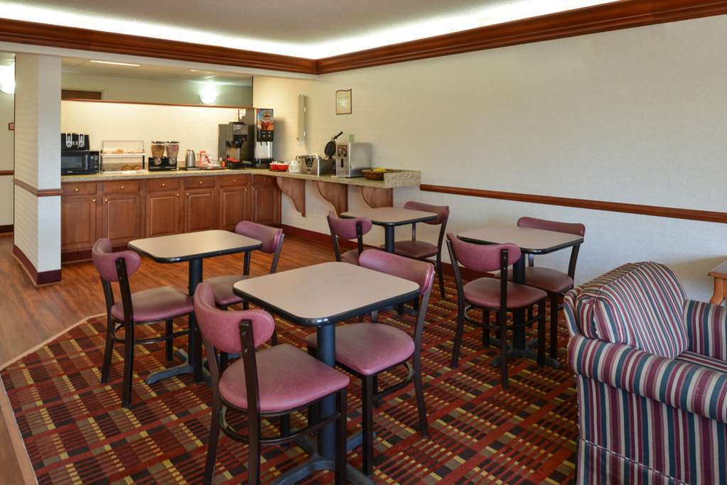 Econo Hotel 2*